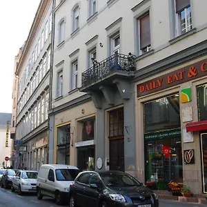 Hostal Happy, Budapest