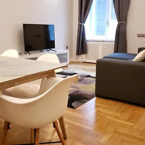  아파트 슈프림 시티 센터 아파트먼트