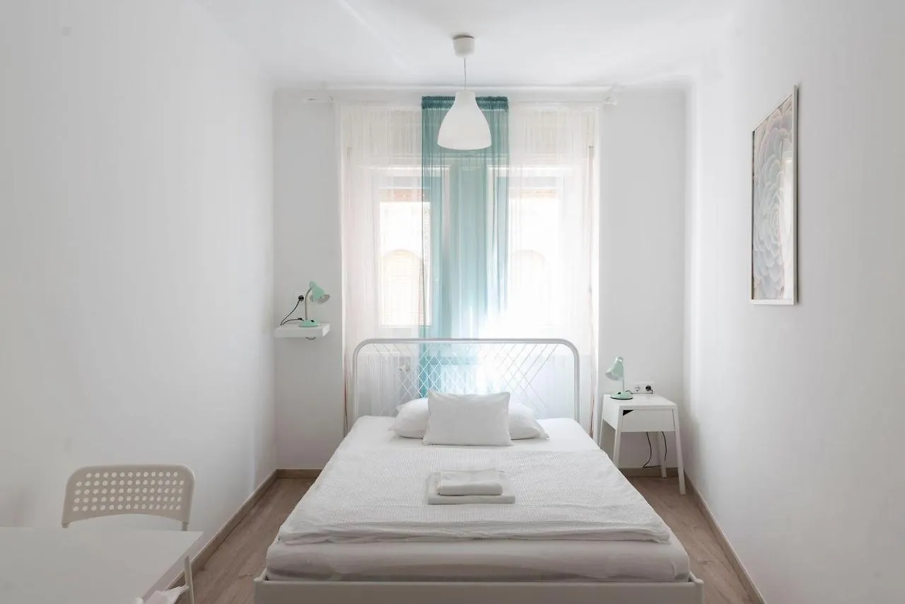 Capsule hotel Vajda 15 Hostel Budapest