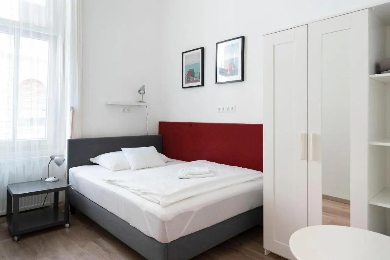 Capsule hotel Vajda 15 Hostel Budapest